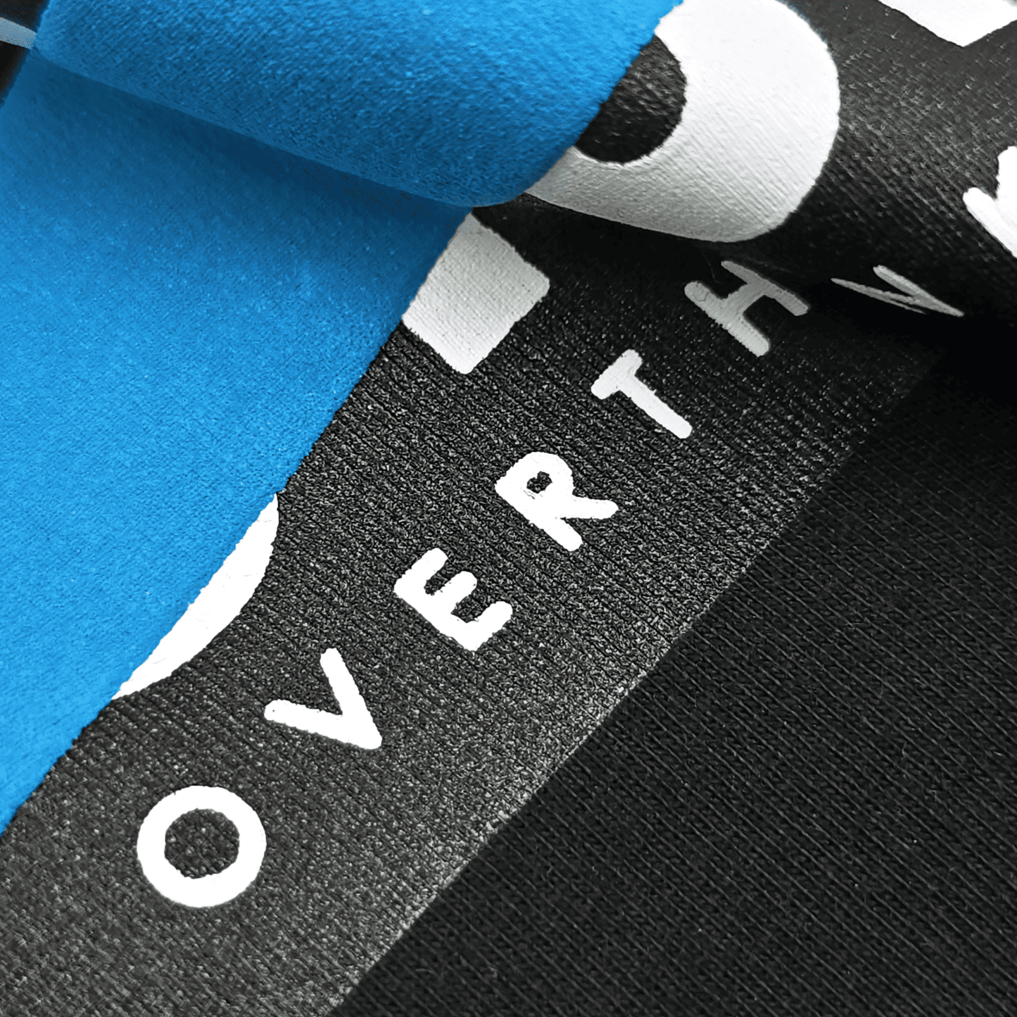 T-SHIRT OVER THINKING